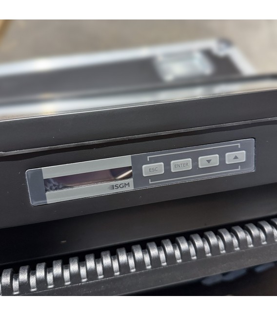 SGM - Q-8 - Projecteur Strobe / Blinder / Flood - IP66