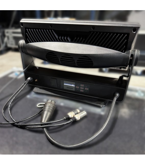 SGM - Q-7 W - Projecteur Wash/Blind/Strobe IP65 à blanc variable