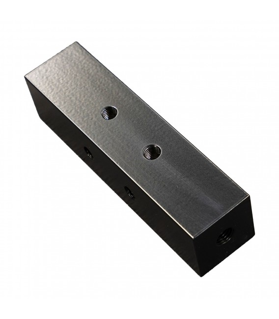 Corner connector